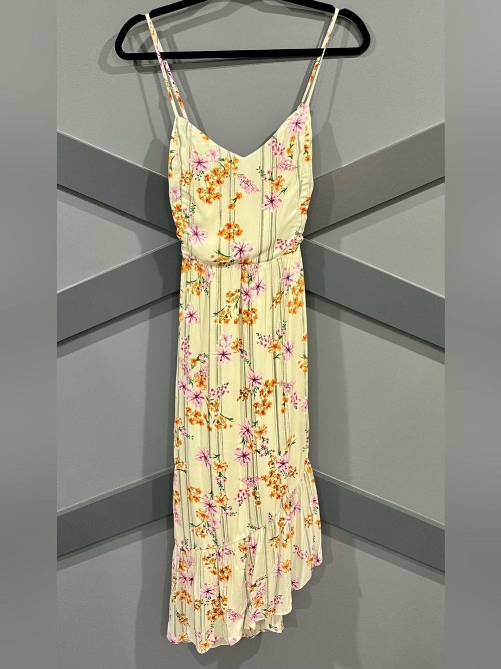 Lost + Wander Light Yellow Floral Maxi Dress with Pink & Orange Accents